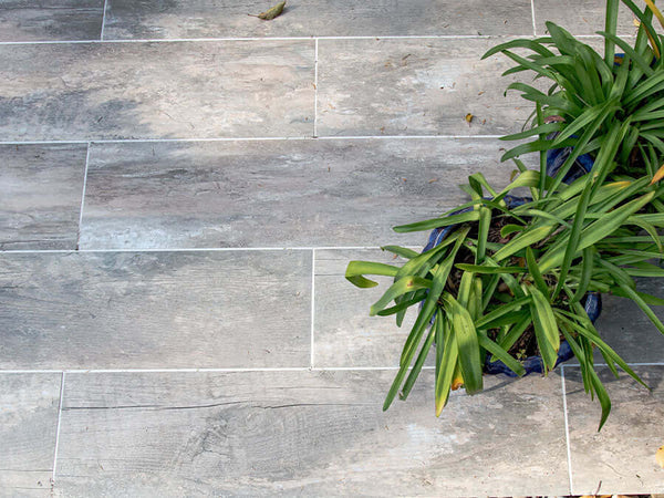 A GUIDE TO LAYING PORCELAIN PAVING