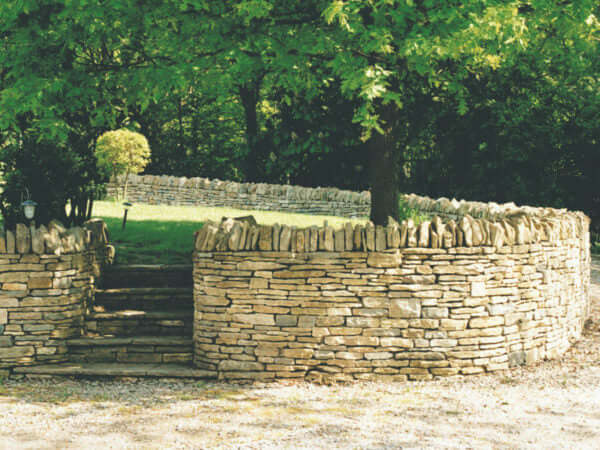 Purbeck Garden Wall In Hampshire