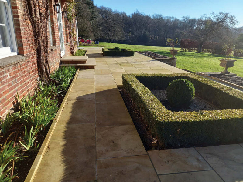 Antique Sawn York Paving used in a beautiful back garden project